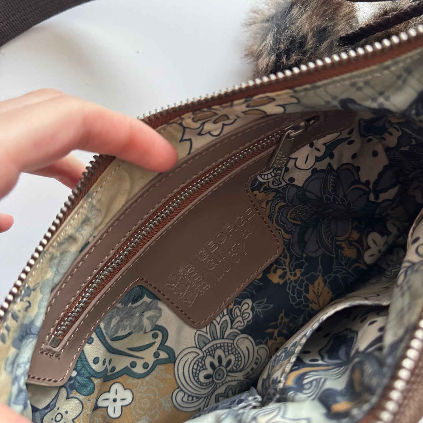Brown George, Gina&Lucy bag