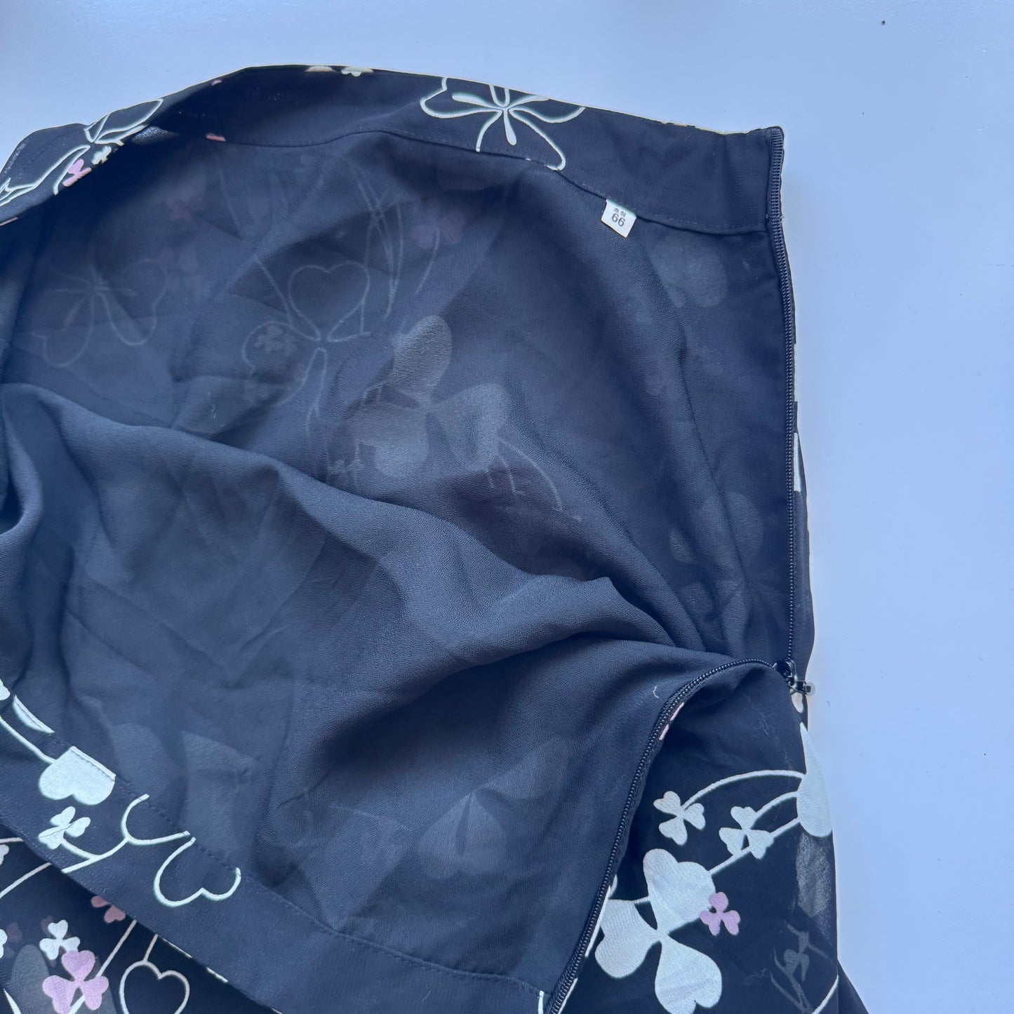 Black floral midi skirt (M)