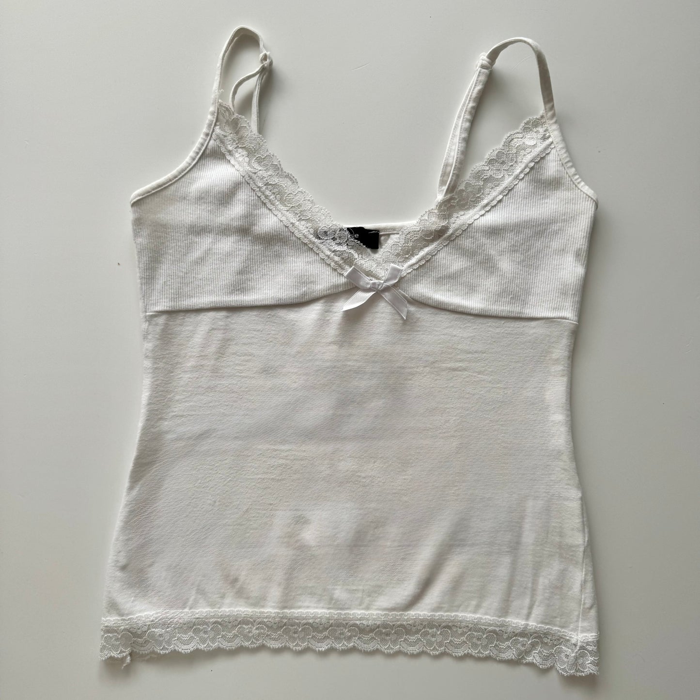 Cute white cami top (XS)