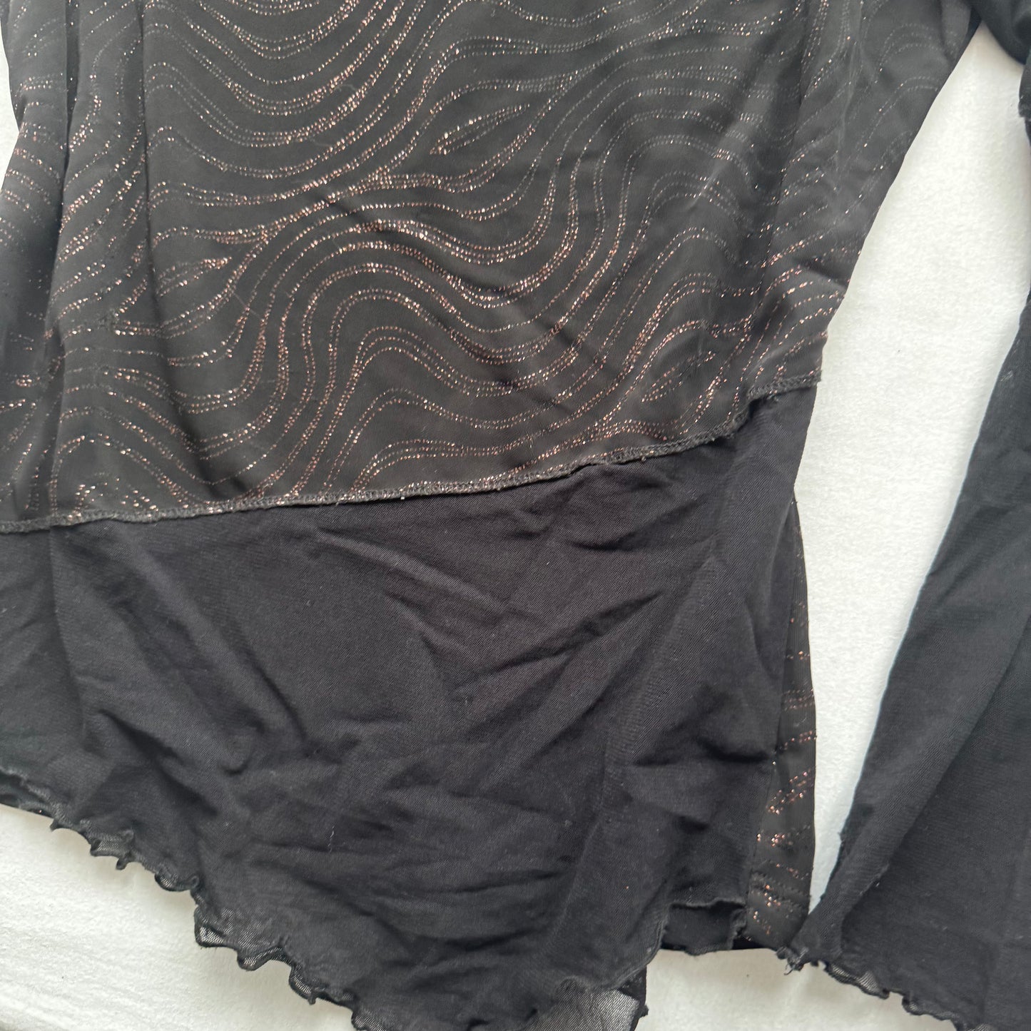 Glittery asymetrical turtleneck (M)