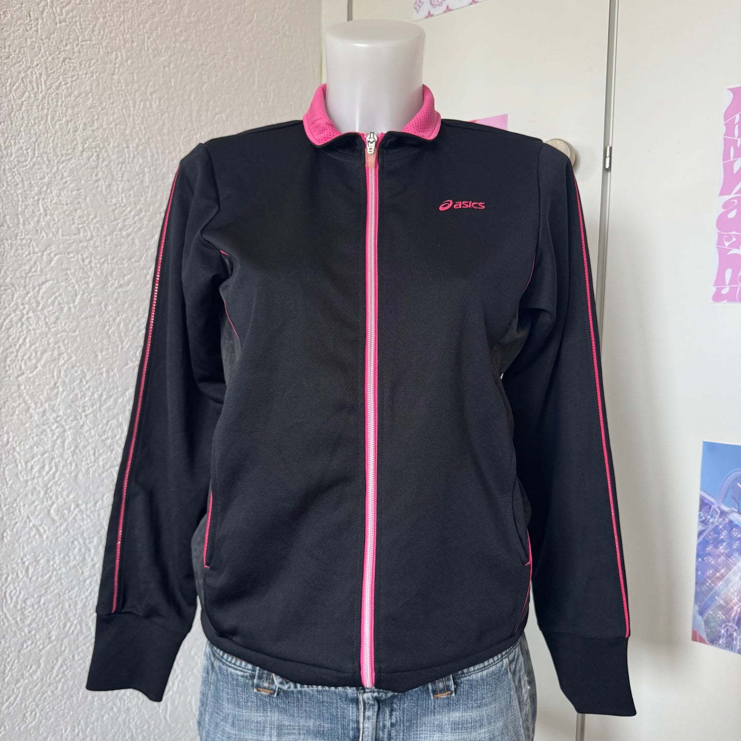 Black/pink Asics sport jacket (M)