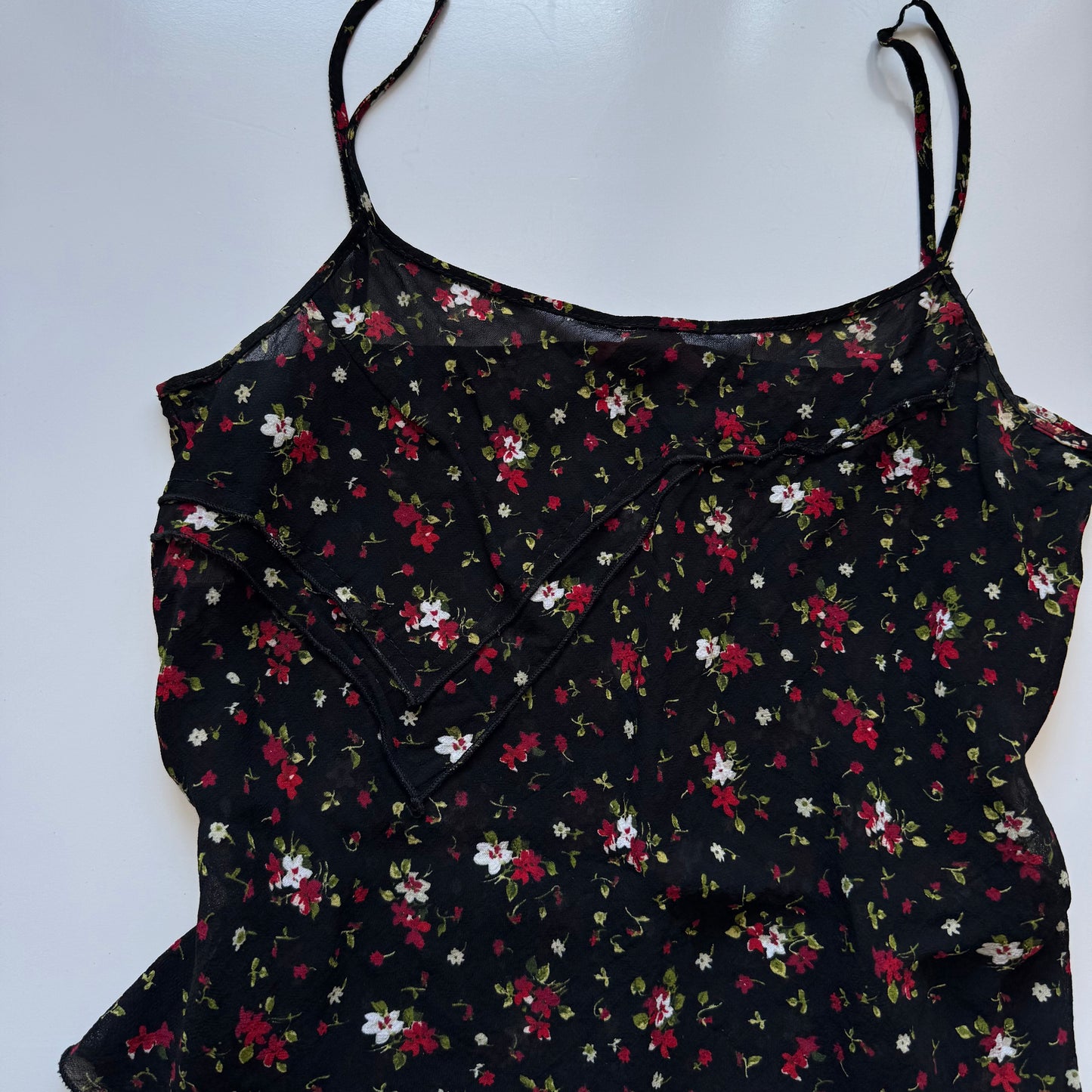 Y2k cute asymmetrical top (S)