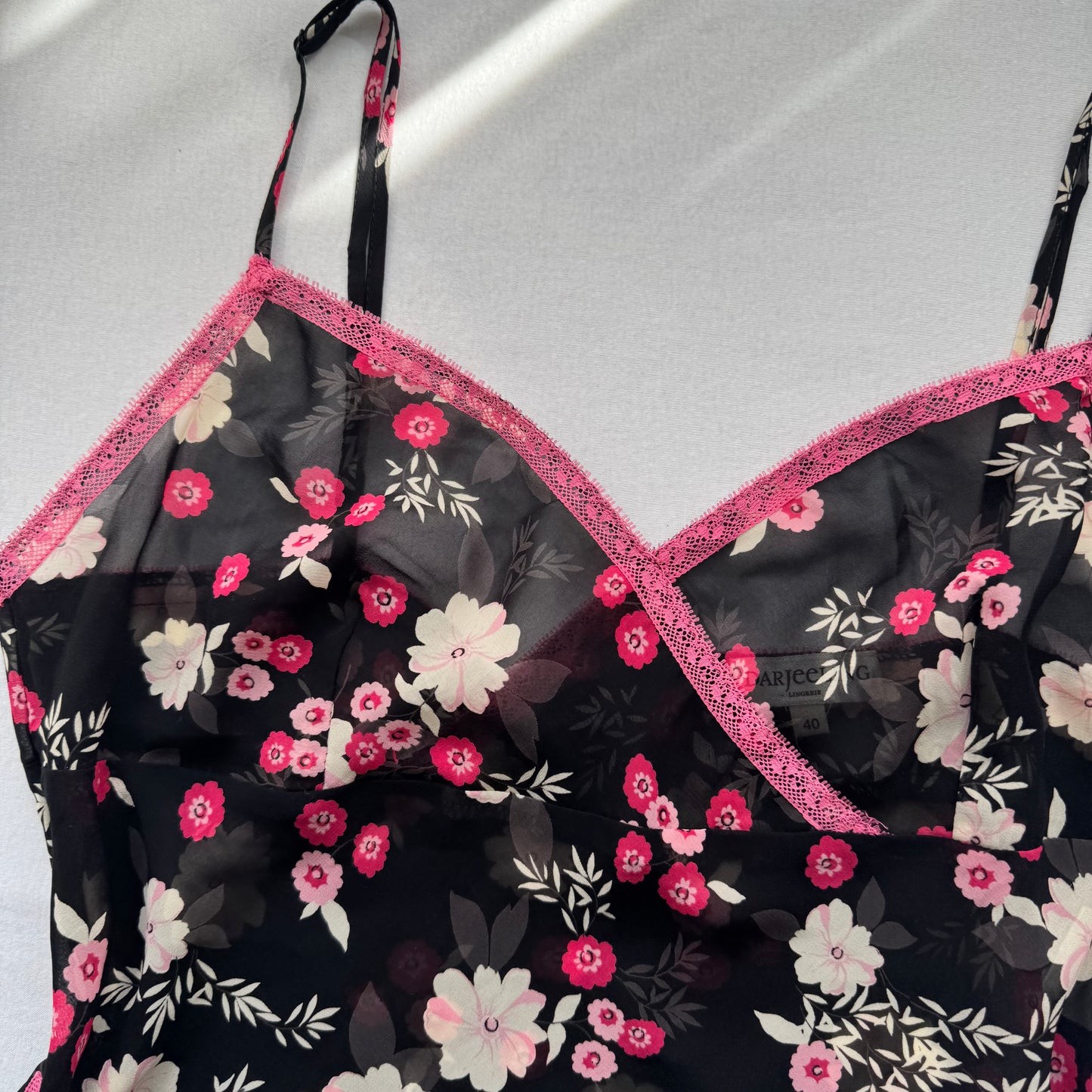 Black flower top (M)