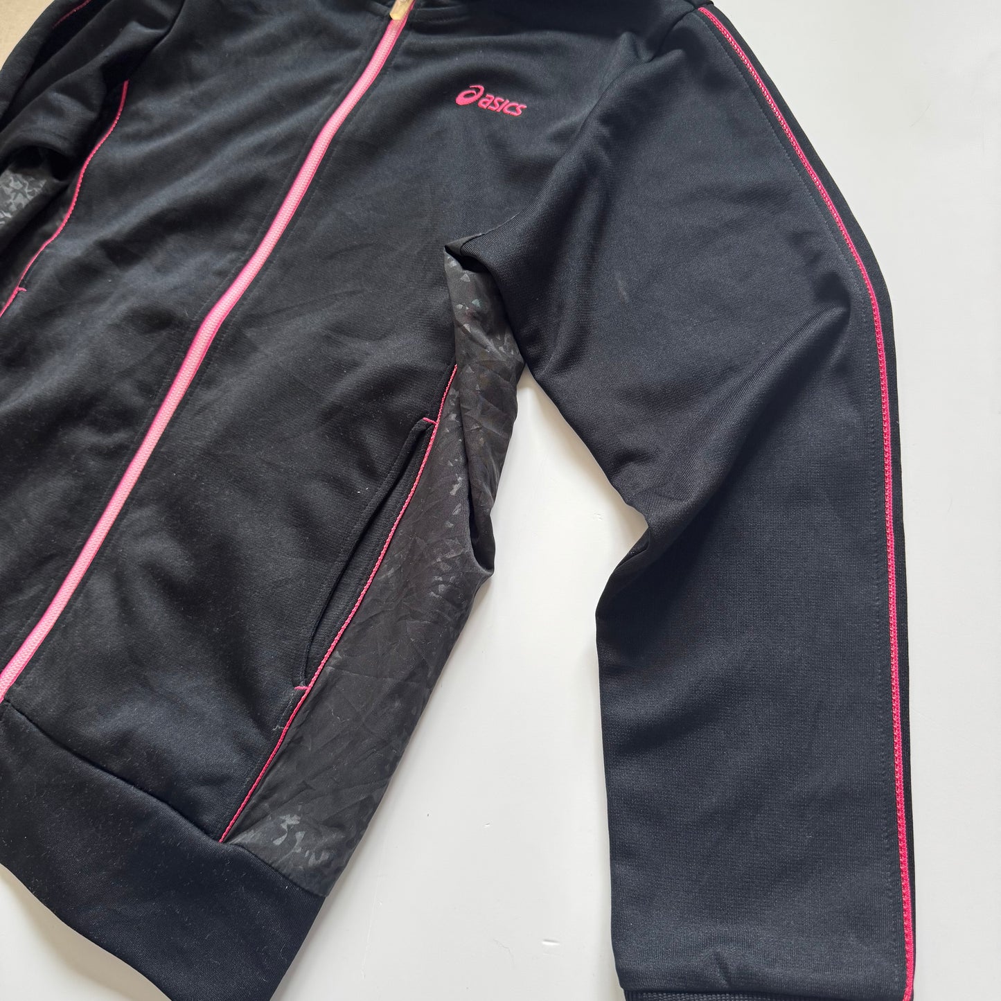 Black/pink Asics sport jacket (M)