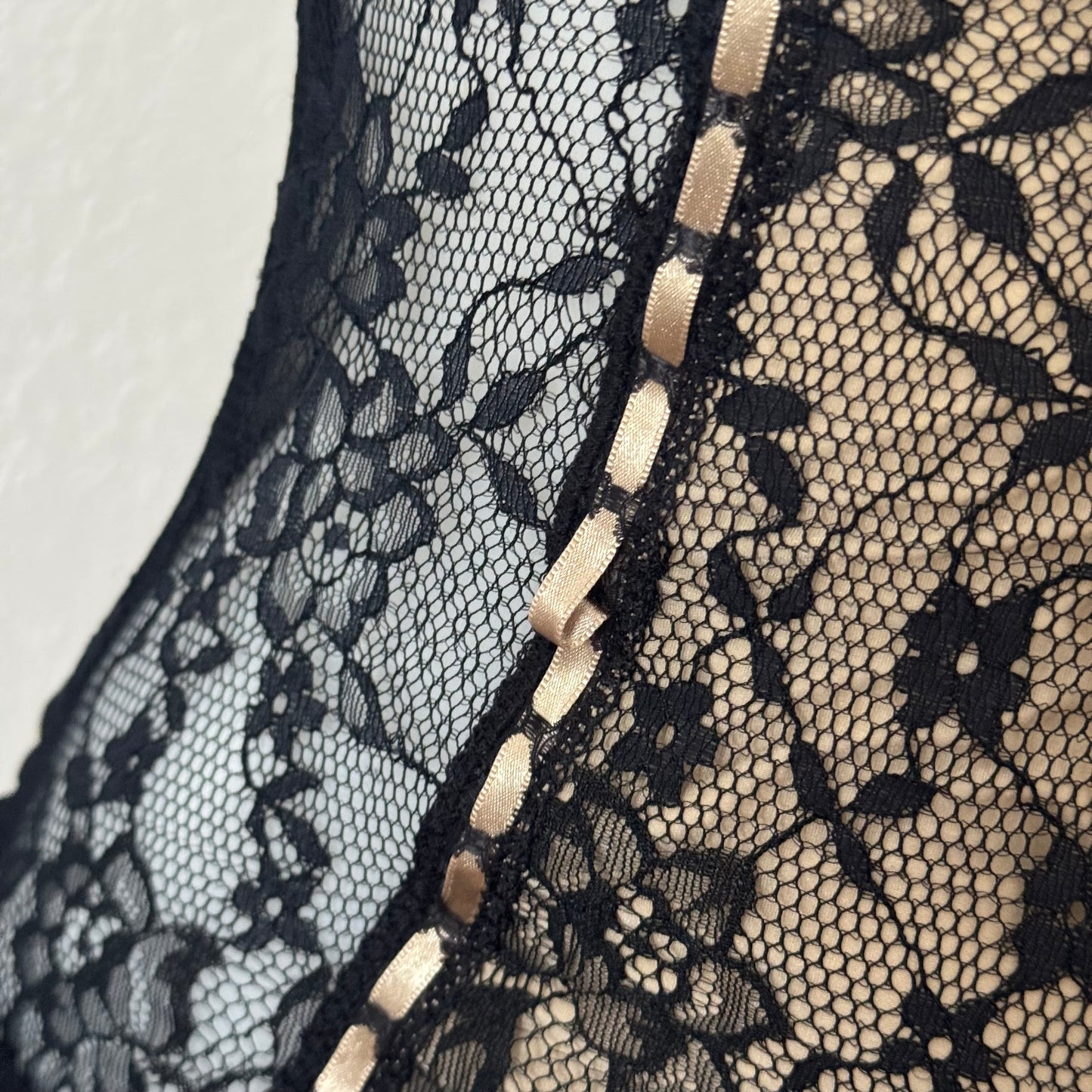 Beautiful lace corset (75B)