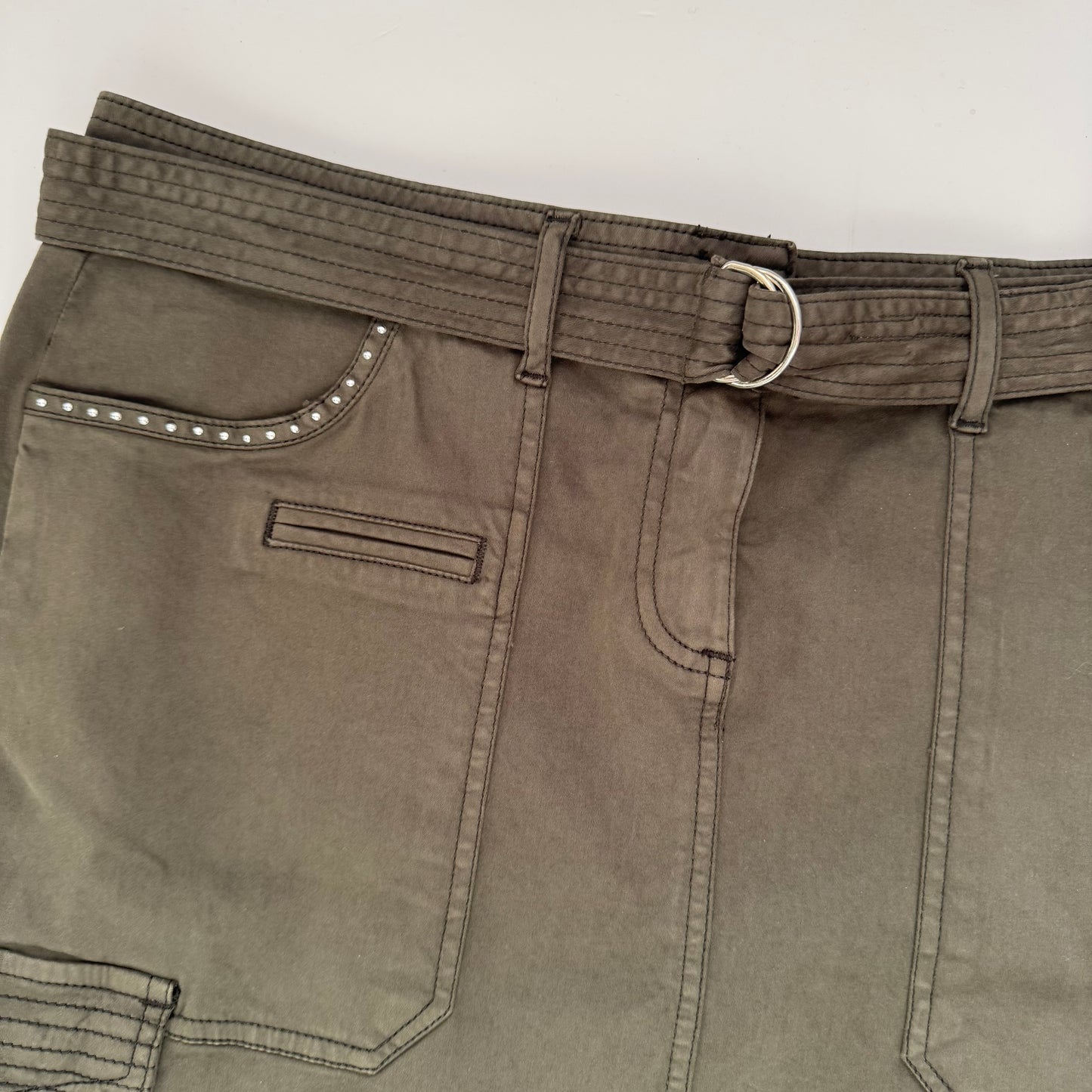 Green Y2k rhinestone skirt (M)