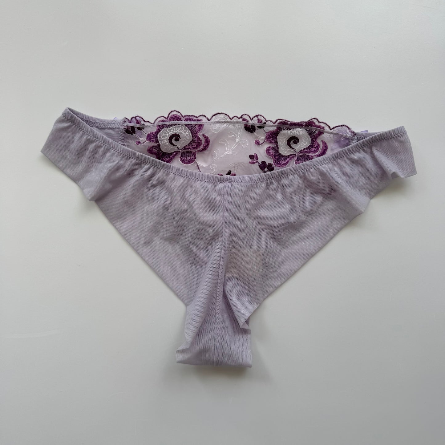 Beautiful purple lingerie set - Deadstock, new with tags