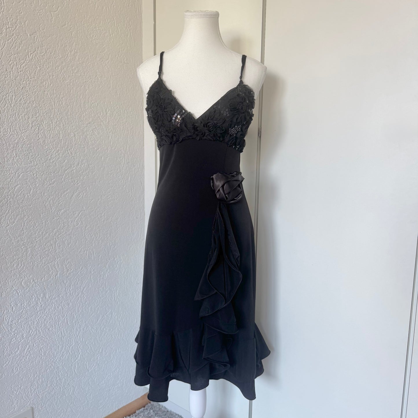 Black Ruffle Vintage Dress (S)