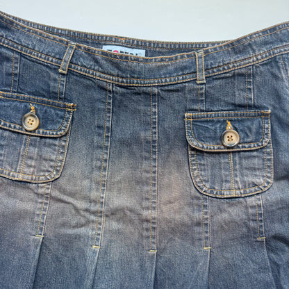 Vintage Denim Mini Skirt (M)
