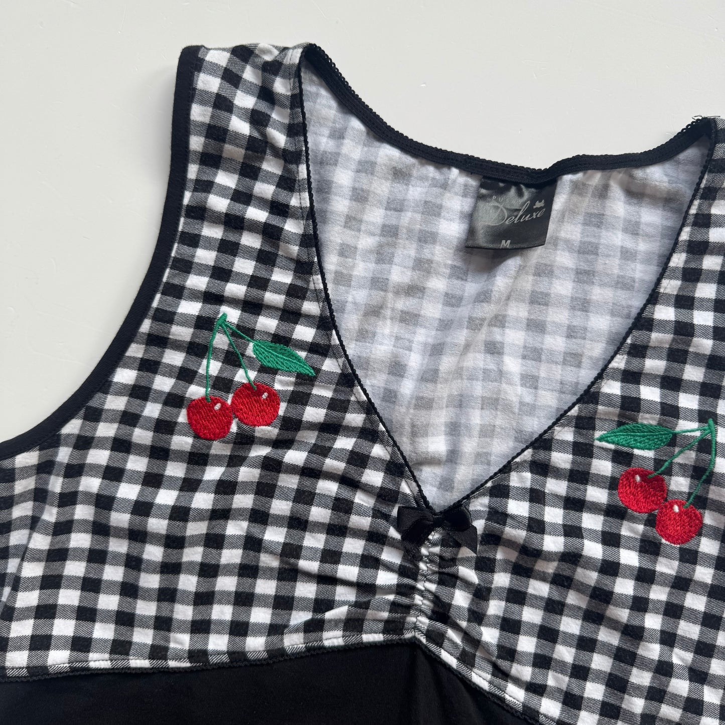 Gingham Cherry Y2K Shirt (M)