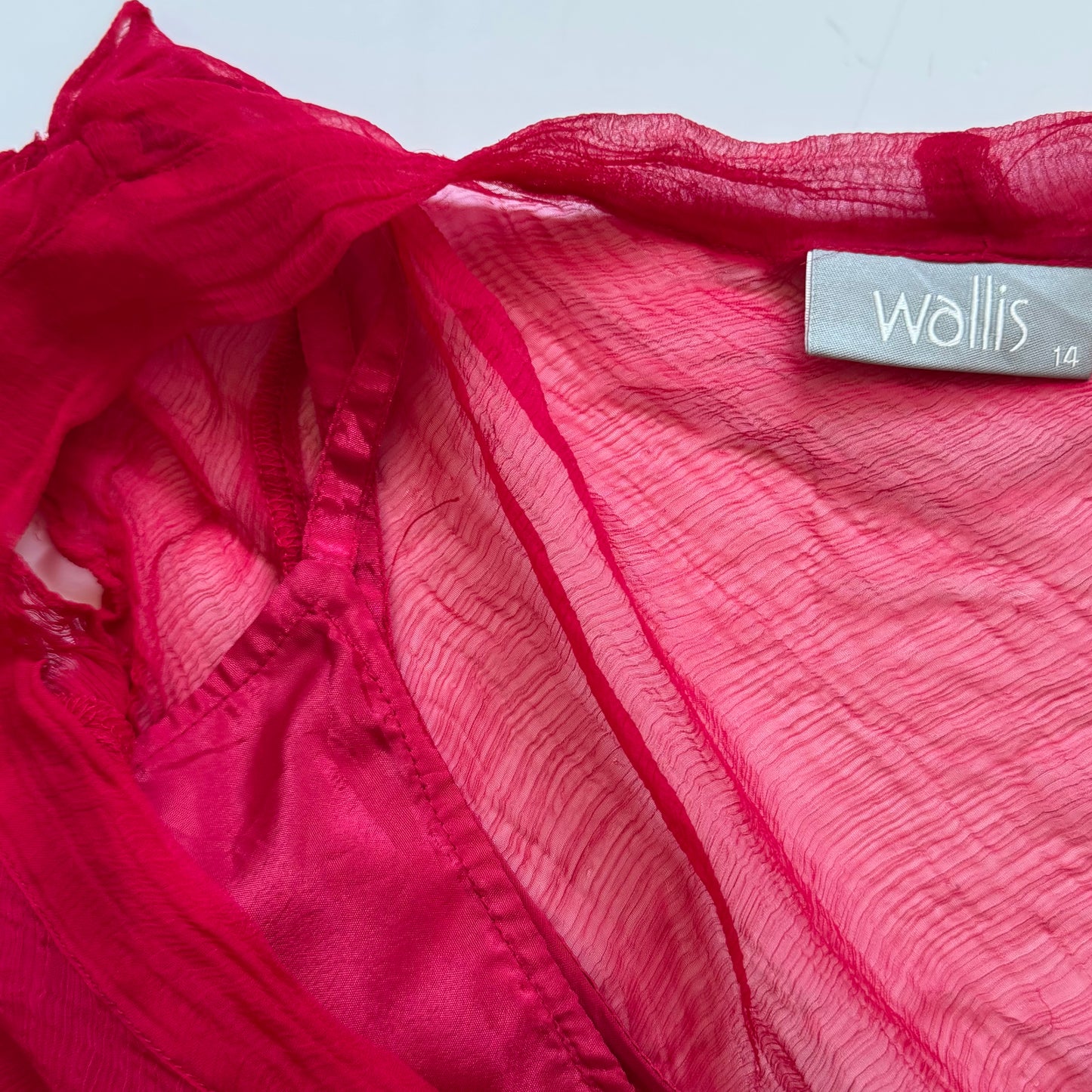 Red Vintage Mesh Tshirt (M)
