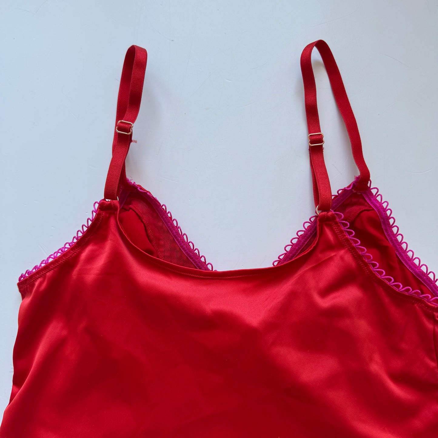 Red Satin Lace Y2K Top (XS/S)