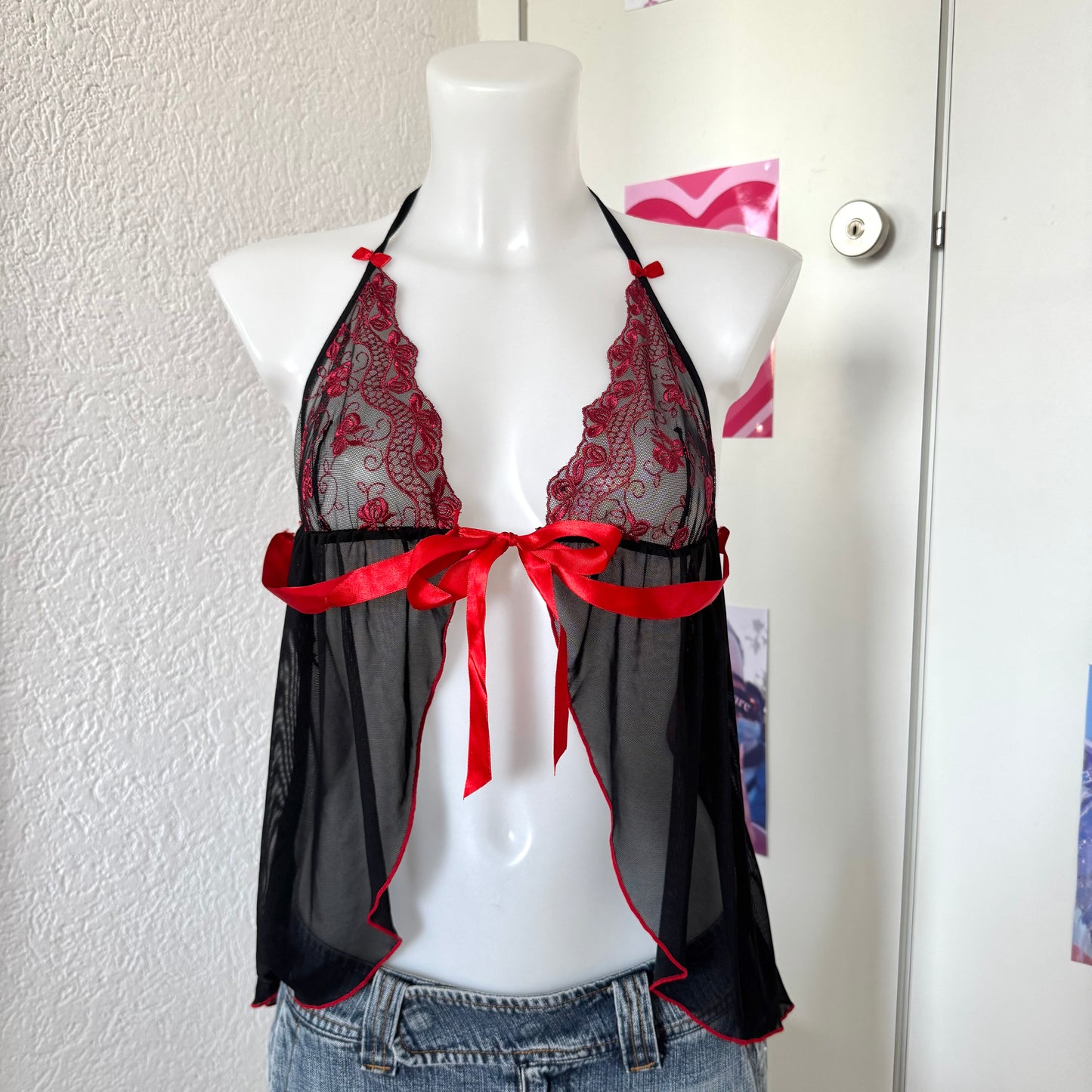 Black halter top (S)