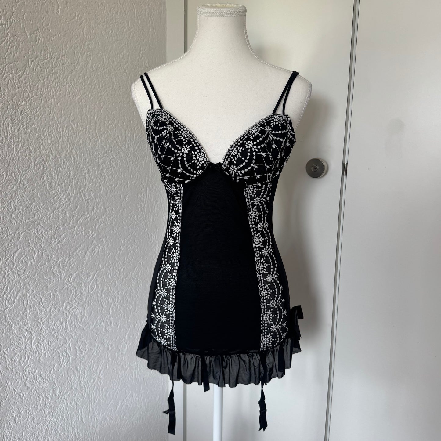 Black Lace Y2K Babydoll Corset (M)