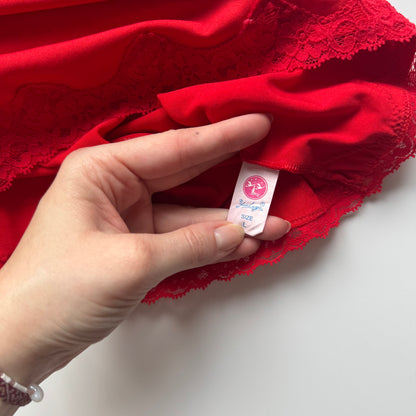 Red lace cami top (M)