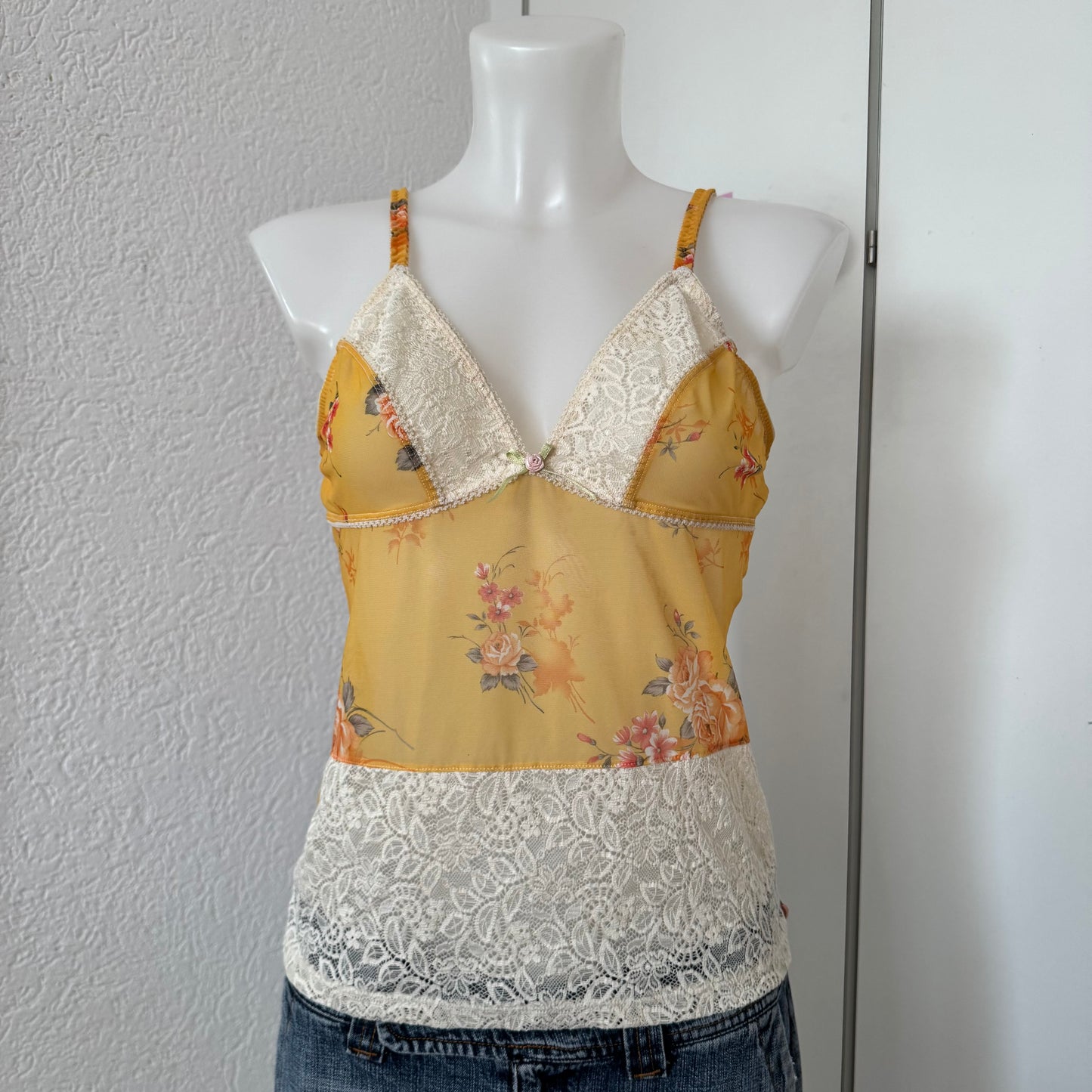 Yellow Floral Lace Top (S/M)