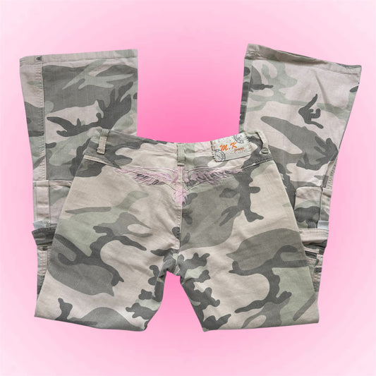 Y2k camo low rise pants (S)
