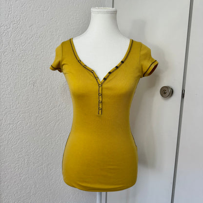 Yellow Henley Y2K Top (XS