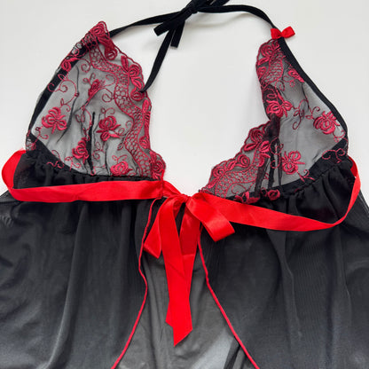 Black halter top (S)