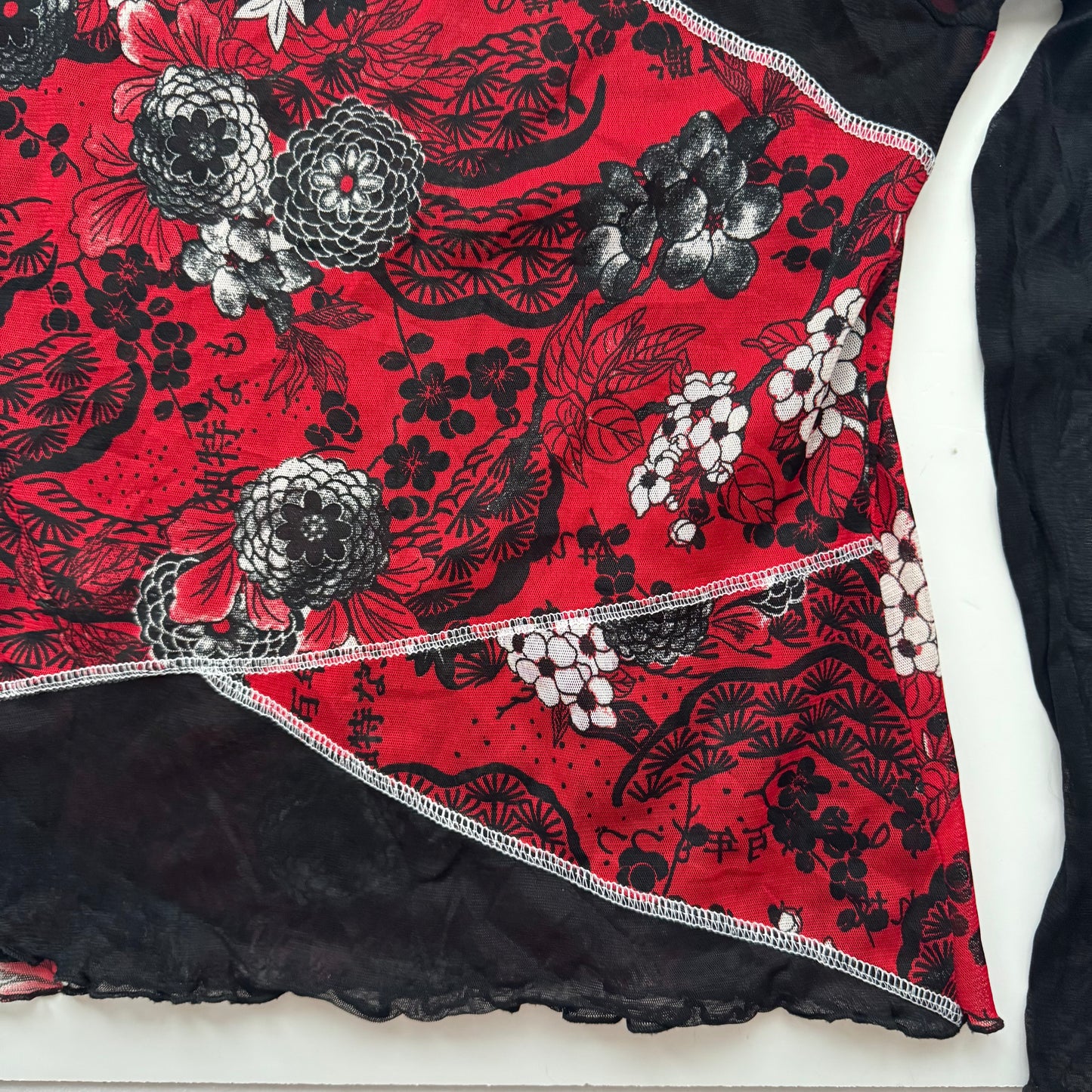 Cool Y2K mesh longsleeve (M)