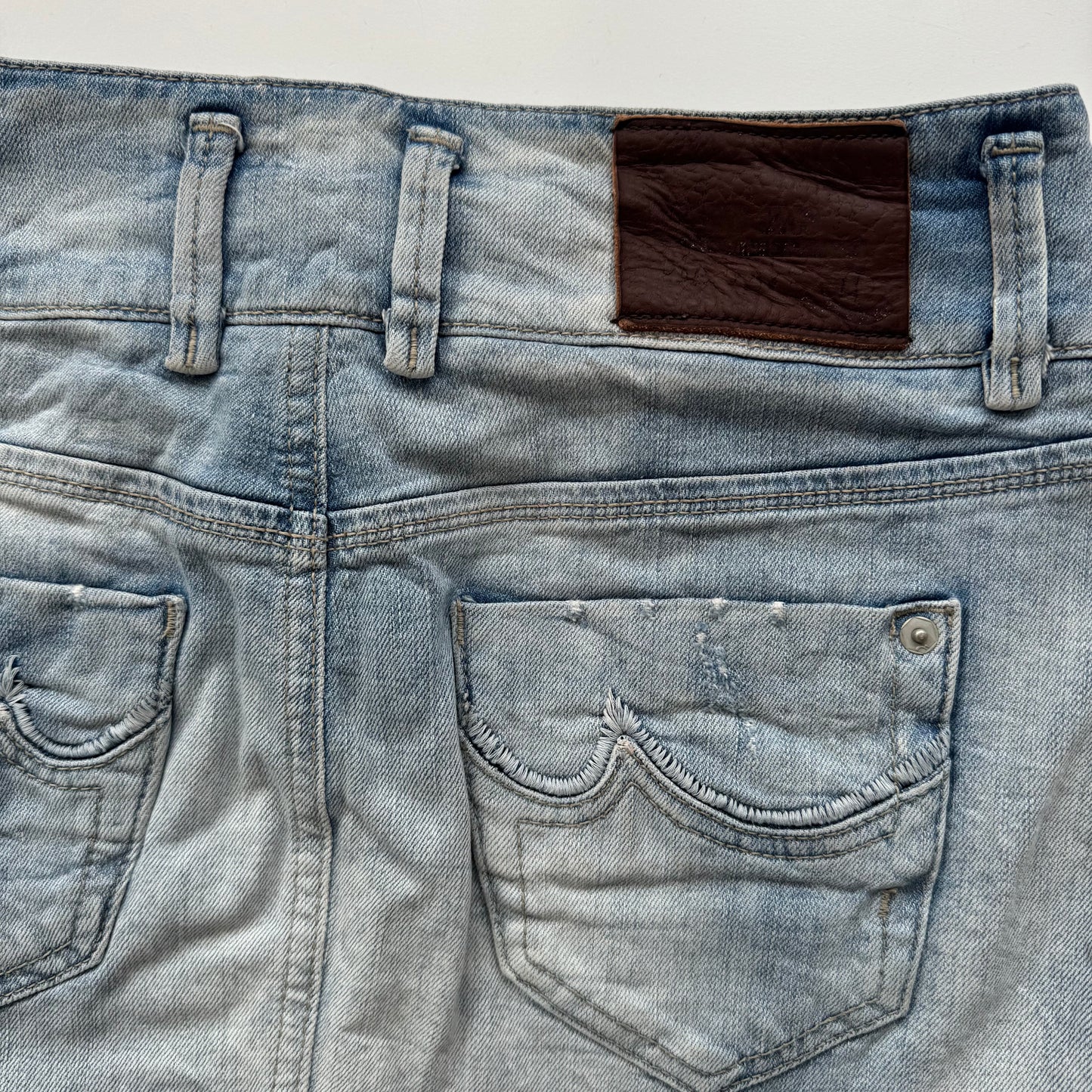 Denim mini skirt (XS)