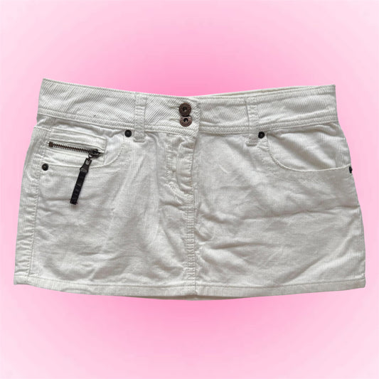 White Y2K Mini Skirt (S)
