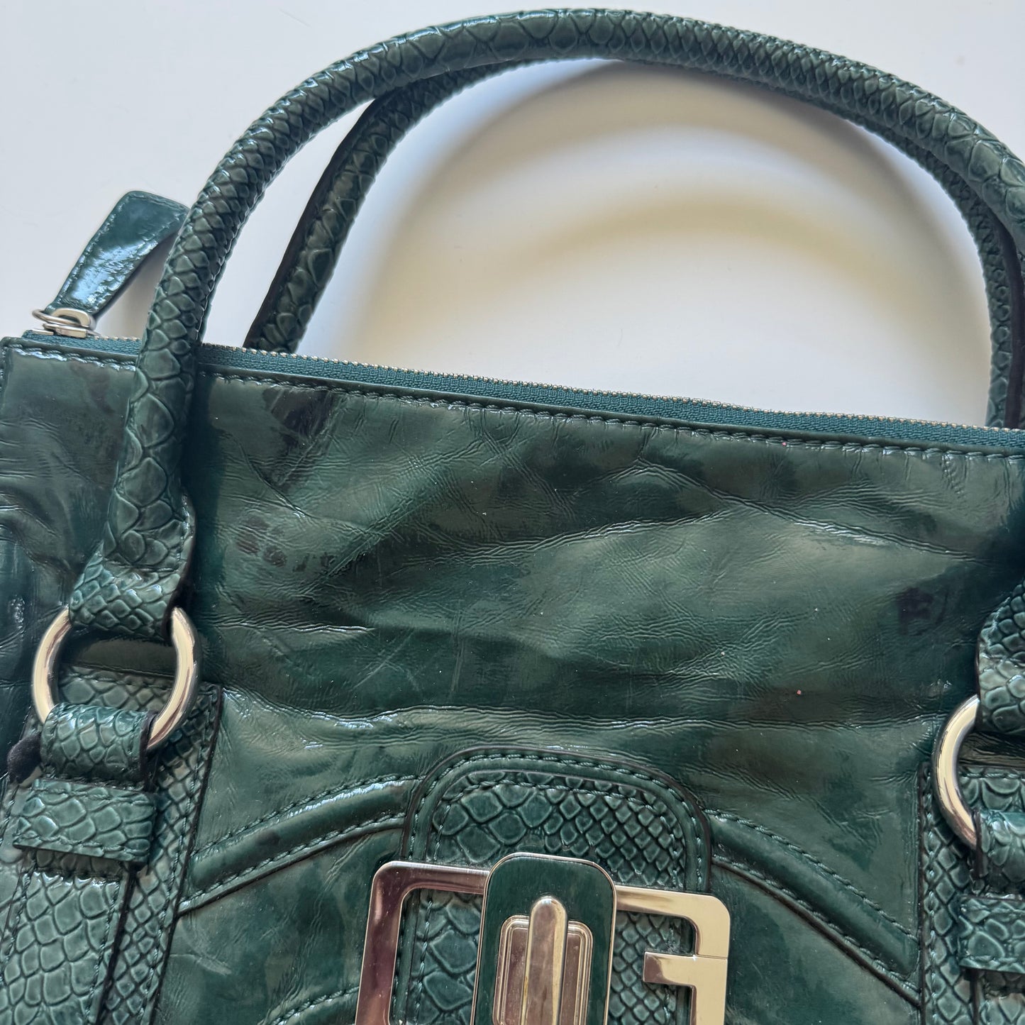 Beautiful green Guess bag