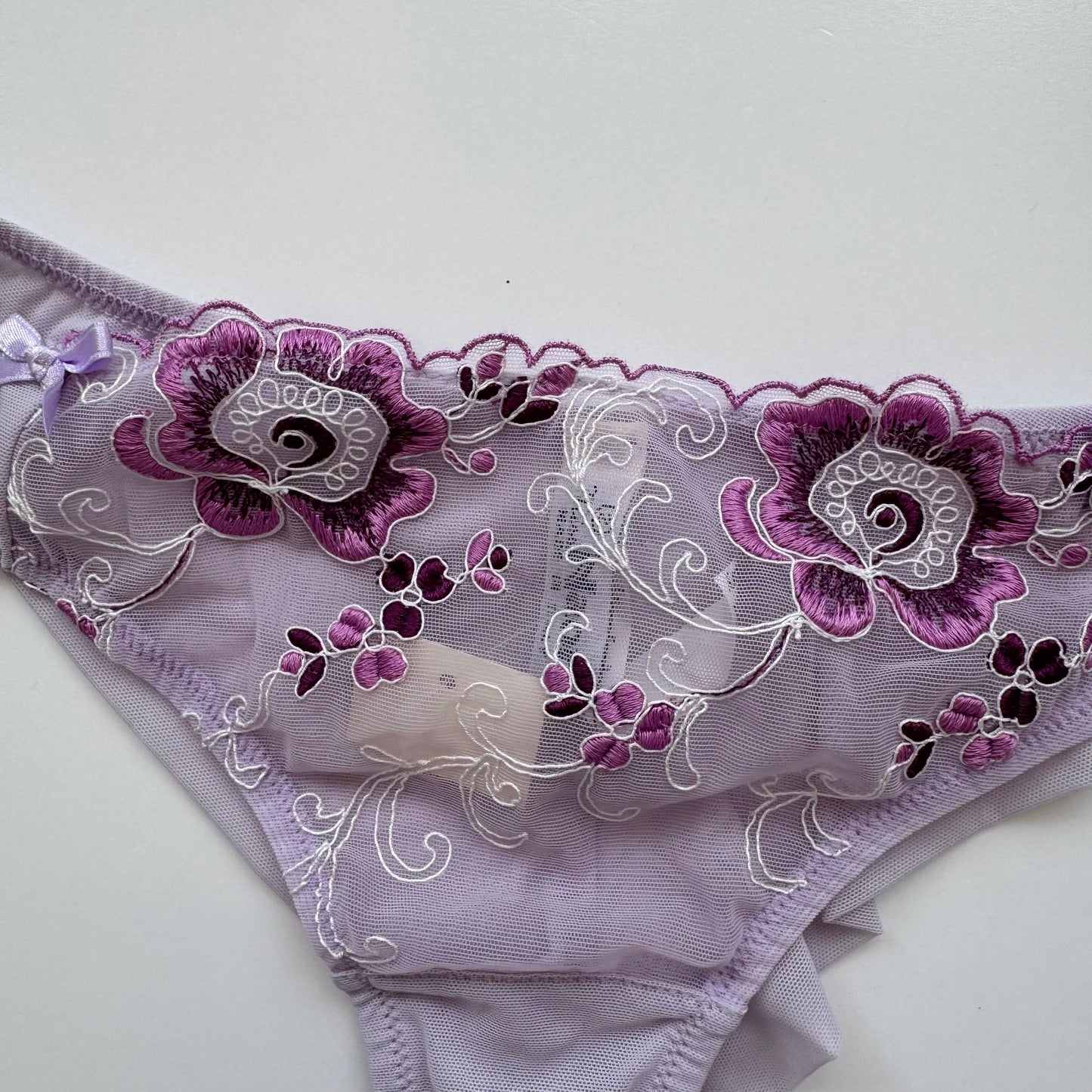 Beautiful purple lingerie set - Deadstock, new with tags