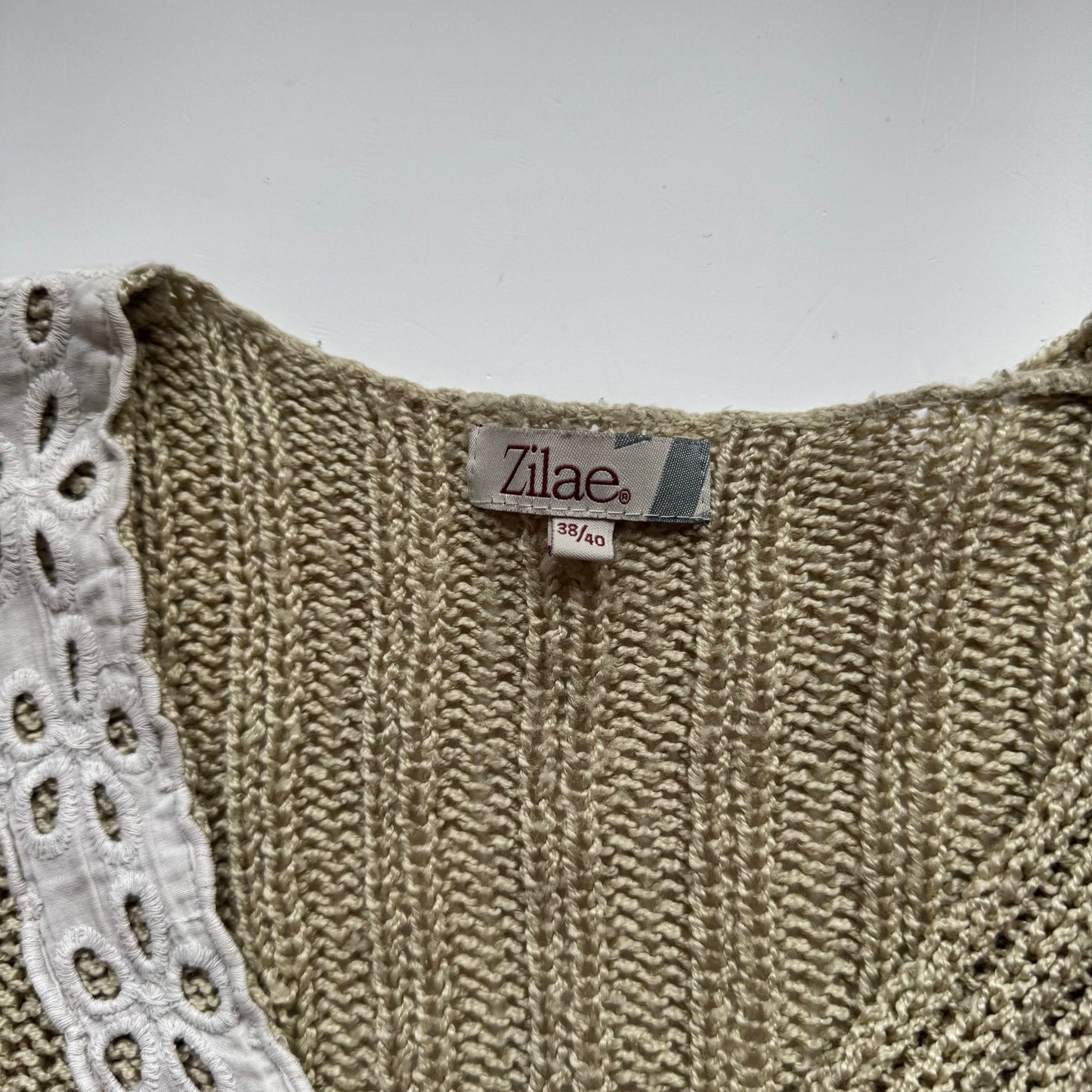 Beige Lace Cropped Cardigan