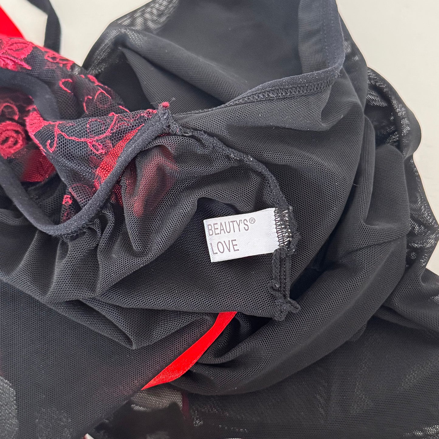 Black halter top (S)