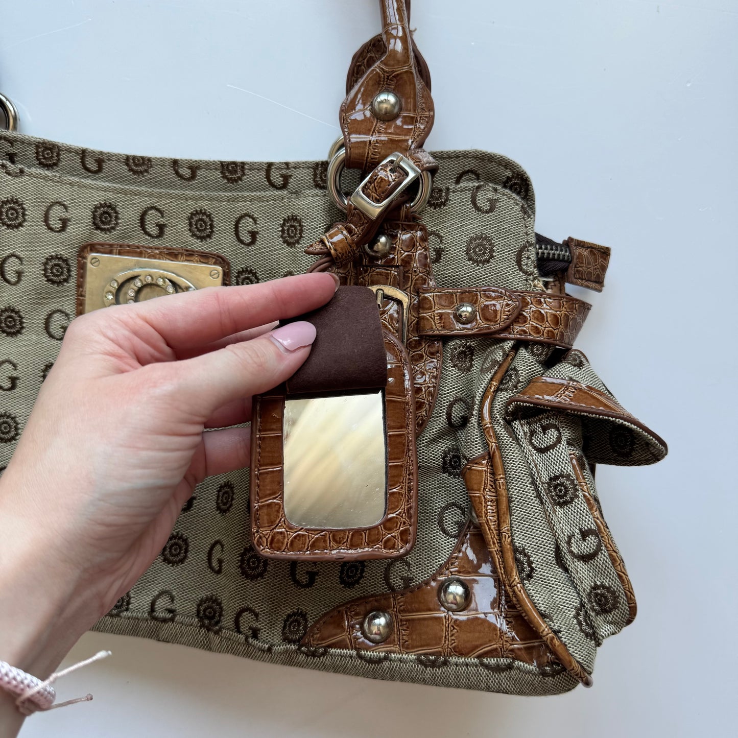 Gussaci Brown Shoulder Bag