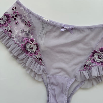 Beautiful purple lingerie set - Deadstock, new with tags
