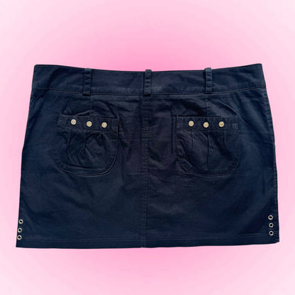 Black Vintage Studded Mini Skirt (M)