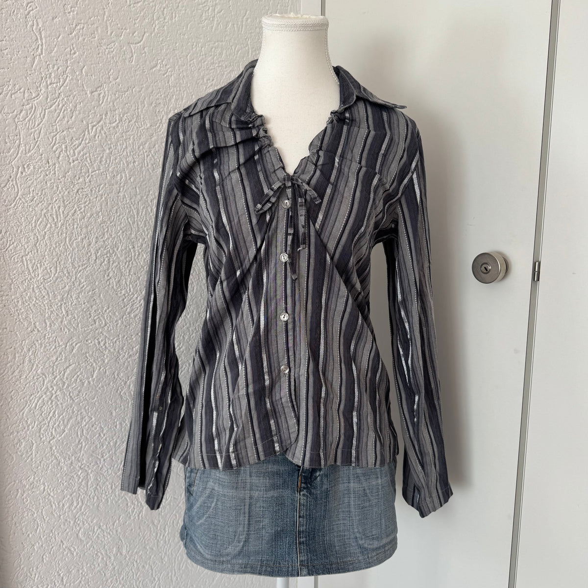 Grey Striped Y2k Fitted Shirt (S/M)