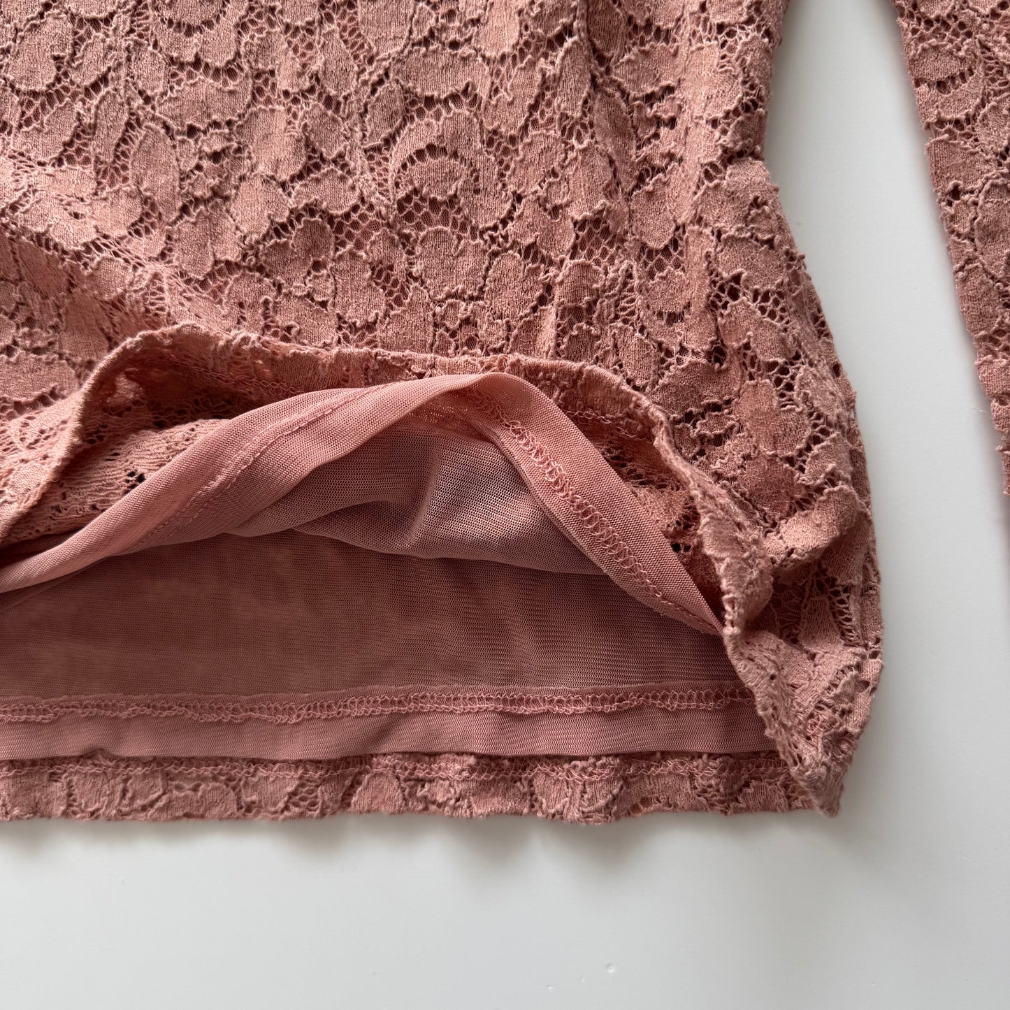Pink cute lace shirt (M)