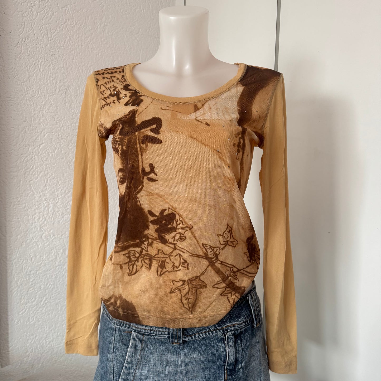 Beige Graphic Long Sleeve Top (S)