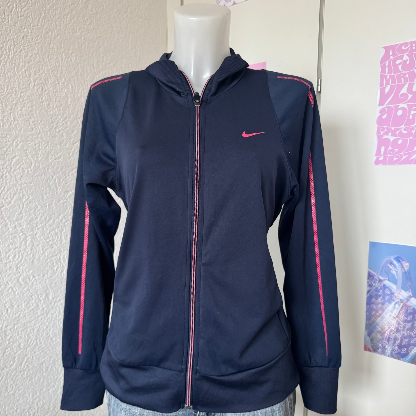 Blue/pink Nike sport jacket (M)