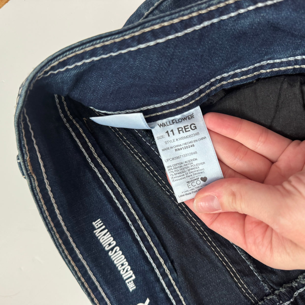 Dark Blue Embroidered Jeans (S/M)
