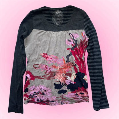 Vintage Embroidered Y2K Long Sleeve Top (S)