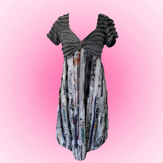 Unique Y2K Dress Save the Queen! (M)