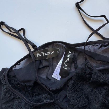 Beautiful lingerie top (M)