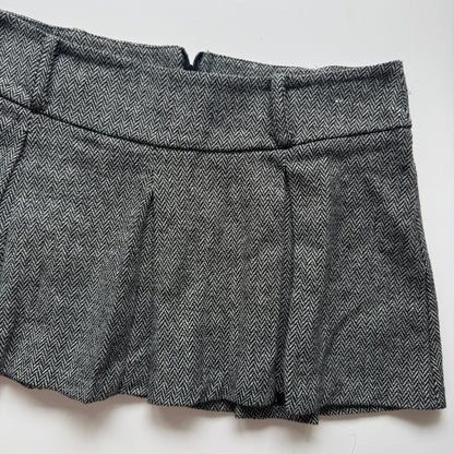 Grey Pleated Mini Skirt (M)