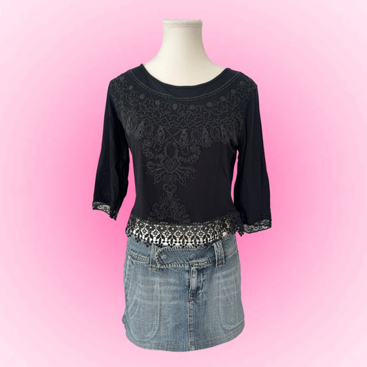 Black Pearl Cropped Vintage Shirt (S)