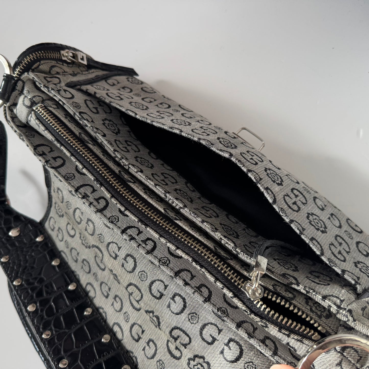 Grey Y2k shoulder bag