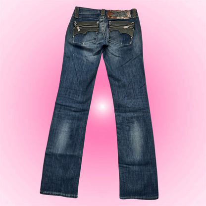 Grunge straight leg jeans (27)