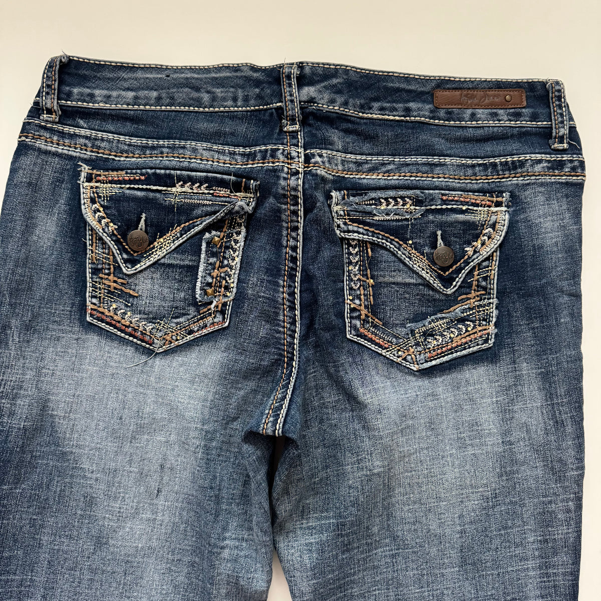 Blue Vintage Low-Rise Flared Jeans (S/M)