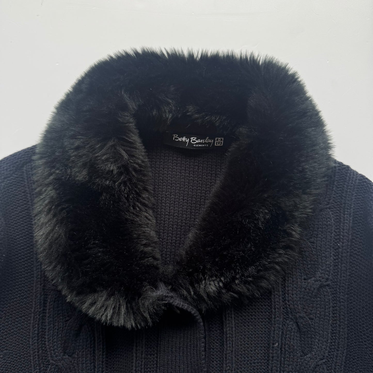 Knit Cardigan Faux Fur Collar (S)
