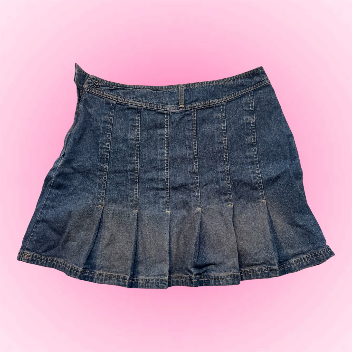 Vintage Denim Mini Skirt (M)