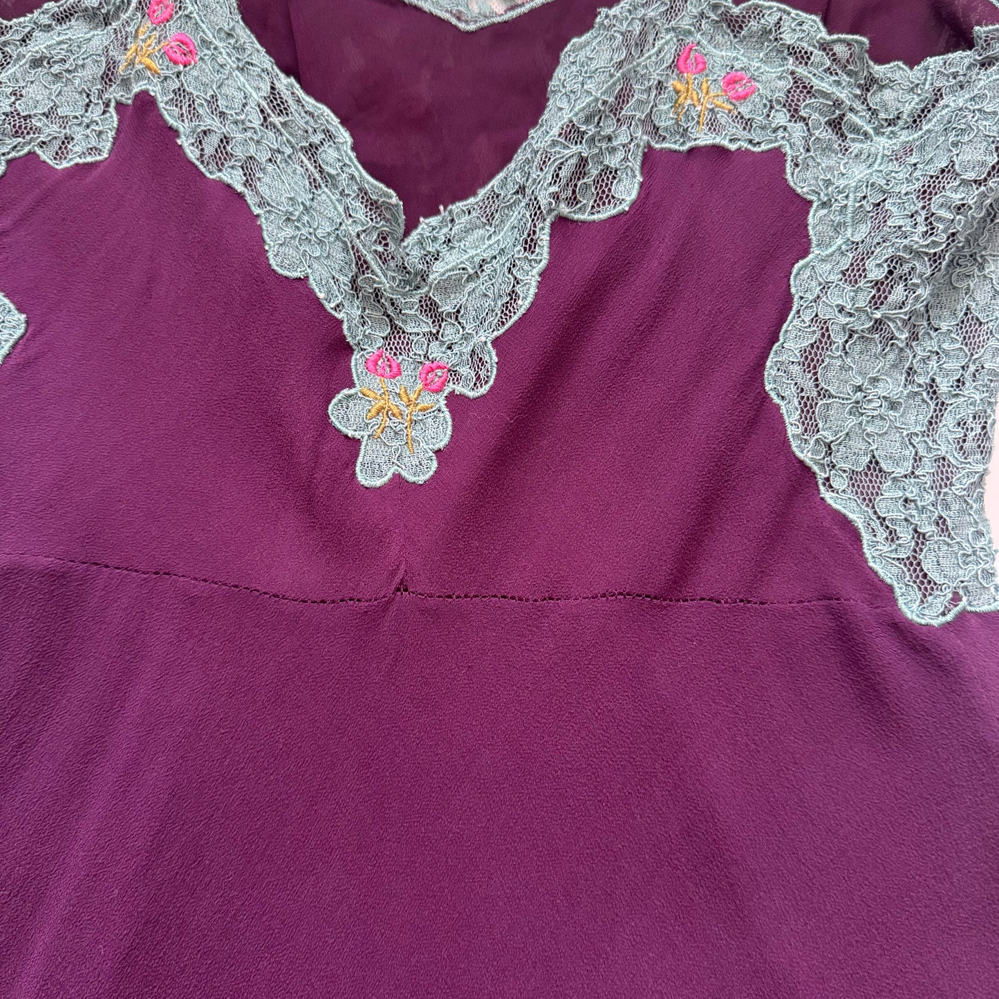 Lace Slip Dress Betsey Johnson (XS)
